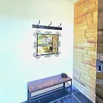 Bat Solutions - Alles Was Ein Nicht Bietet - 5 40 Bis 120 Qm Fuer Bis Zu 29 Personen - 5-raum-apartment Barrierefrei - 60 Qm Balkon Mit Blick Bis Luxemburg - Einzeln Bis Komplett Buchbar - 3 Min Zur A64 * Trierweiler