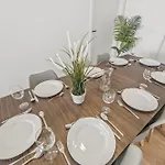 Bat Solutions - Alles Was Ein Nicht Bietet - 5 40 Bis 120 Qm Fuer Bis Zu 29 Personen - 5-raum-apartment Barrierefrei - 60 Qm Balkon Mit Blick Bis Luxemburg - Einzeln Bis Komplett Buchbar - 3 Min Zur A64 Trierweiler