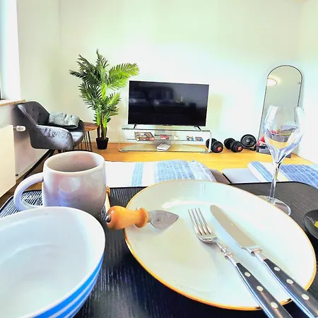 15 Min Center Terrace Bbq Luxury Cinem Quiet アパート Trierweiler