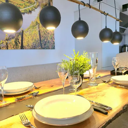 Bat Solutions - Alles Was Ein Nicht Bietet - 80 Qm, 3 Zimmer, 5 Personen, Terrasse, Bbq Und Kino *