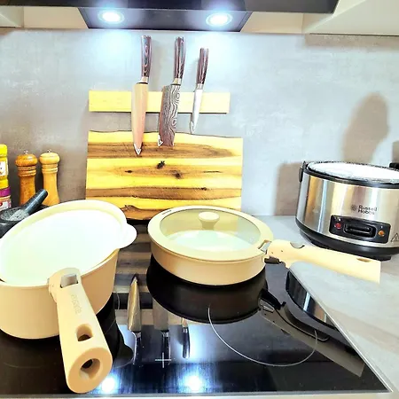 Апартаменты Bat Solutions - Alles Was Ein Nicht Bietet - 80 Qm, 3 Zimmer, 5 Personen, Terrasse, Bbq Und Kino Trierweiler