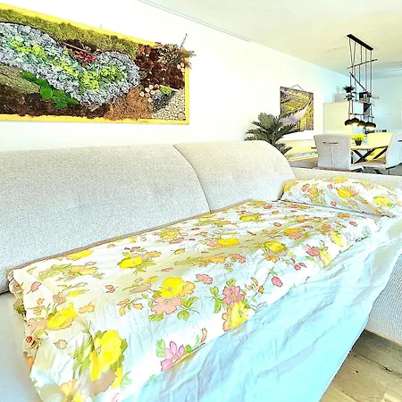 Appartamento Bat Solutions - Alles Was Ein Nicht Bietet - 5 40 Bis 120 Qm Fuer Bis Zu 29 Personen - 5-raum-apartment Barrierefrei - 60 Qm Balkon Mit Blick Bis Luxemburg - Einzeln Bis Komplett Buchbar - 3 Min Zur A64 Trierweiler