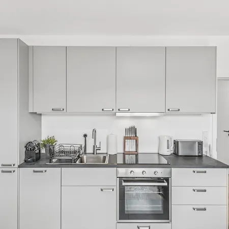 Bat Solutions - Alles Was Ein Nicht Bietet - 80 Qm, 3 Zimmer, 5 Personen, Terrasse, Bbq Und Kino *