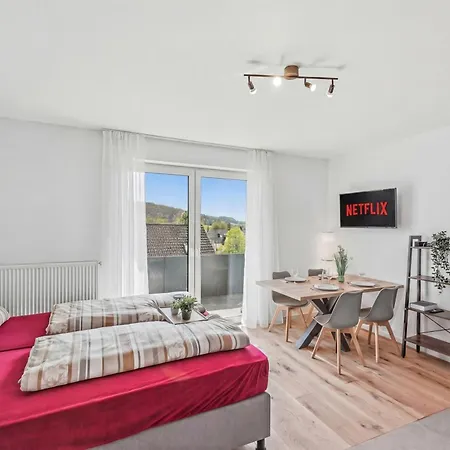 Bat Solutions - Alles Was Ein Nicht Bietet - 5 40 Bis 120 Qm Fuer Bis Zu 29 Personen - 5-raum-apartment Barrierefrei - 60 Qm Balkon Mit Blick Bis Luxemburg - Einzeln Bis Komplett Buchbar - 3 Min Zur A64 * Trierweiler