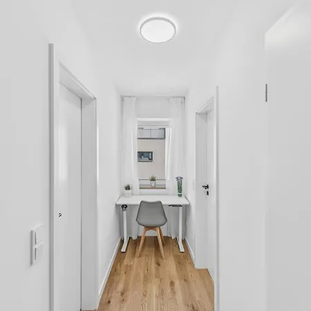 アパート Bat Solutions - Alles Was Ein Nicht Bietet - 5 40 Bis 120 Qm Fuer Bis Zu 29 Personen - 5-raum-apartment Barrierefrei - 60 Qm Balkon Mit Blick Bis Luxemburg - Einzeln Bis Komplett Buchbar - 3 Min Zur A64