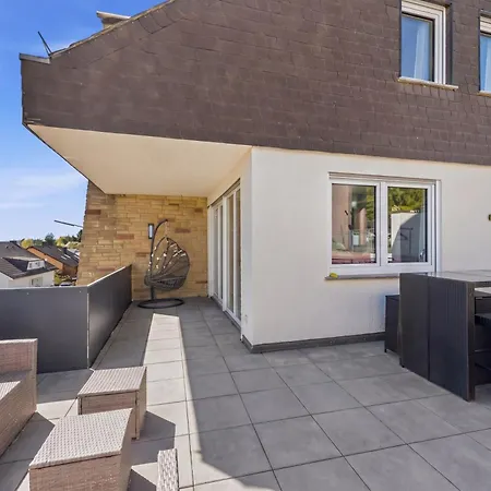 Bat Solutions - Alles Was Ein Nicht Bietet - 5 40 Bis 120 Qm Fuer Bis Zu 29 Personen - 5-raum-apartment Barrierefrei - 60 Qm Balkon Mit Blick Bis Luxemburg - Einzeln Bis Komplett Buchbar - 3 Min Zur A64 Appartement Trierweiler
