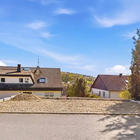 Bat Solutions - Alles Was Ein Nicht Bietet - 5 40 Bis 120 Qm Fuer Bis Zu 29 Personen - 5-raum-apartment Barrierefrei - 60 Qm Balkon Mit Blick Bis Luxemburg - Einzeln Bis Komplett Buchbar - 3 Min Zur A64 Appartement *