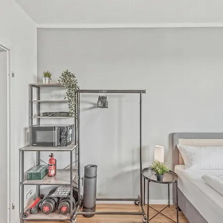 Bat Solutions - Alles Was Ein Nicht Bietet - 5 40 Bis 120 Qm Fuer Bis Zu 29 Personen - 5-raum-apartment Barrierefrei - 60 Qm Balkon Mit Blick Bis Luxemburg - Einzeln Bis Komplett Buchbar - 3 Min Zur A64 *