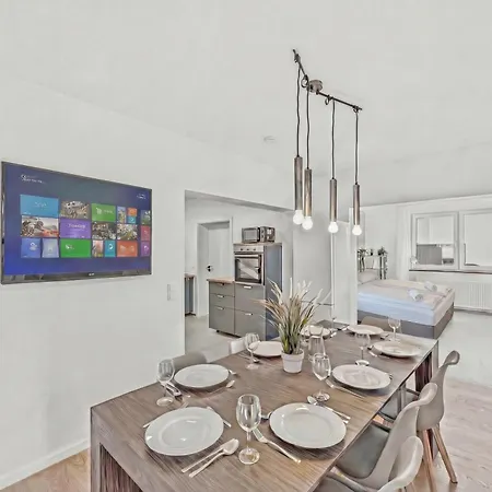 Appartement Bat Solutions - Alles Was Ein Nicht Bietet - 5 40 Bis 120 Qm Fuer Bis Zu 29 Personen - 5-raum-apartment Barrierefrei - 60 Qm Balkon Mit Blick Bis Luxemburg - Einzeln Bis Komplett Buchbar - 3 Min Zur A64 Trierweiler
