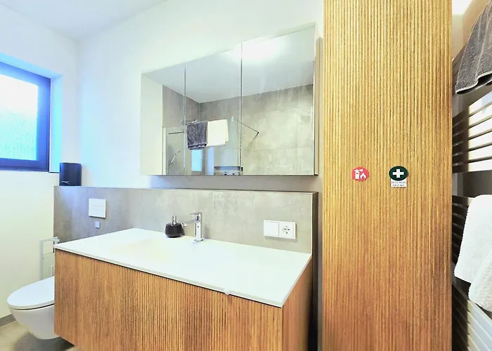 Bat Solutions - Alles Was Ein Nicht Bietet - 80 Qm, 3 Zimmer, 5 Personen, Terrasse, Bbq Und Kino Apartamento Trierweiler