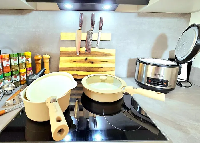 Apartamento Bat Solutions - Alles Was Ein Nicht Bietet - 80 Qm, 3 Zimmer, 5 Personen, Terrasse, Bbq Und Kino Trierweiler