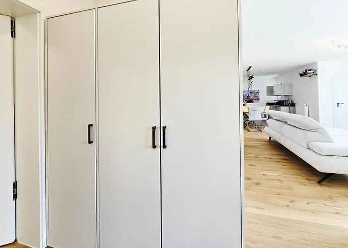 Apartamento Bat Solutions - Alles Was Ein Nicht Bietet - 80 Qm, 3 Zimmer, 5 Personen, Terrasse, Bbq Und Kino *